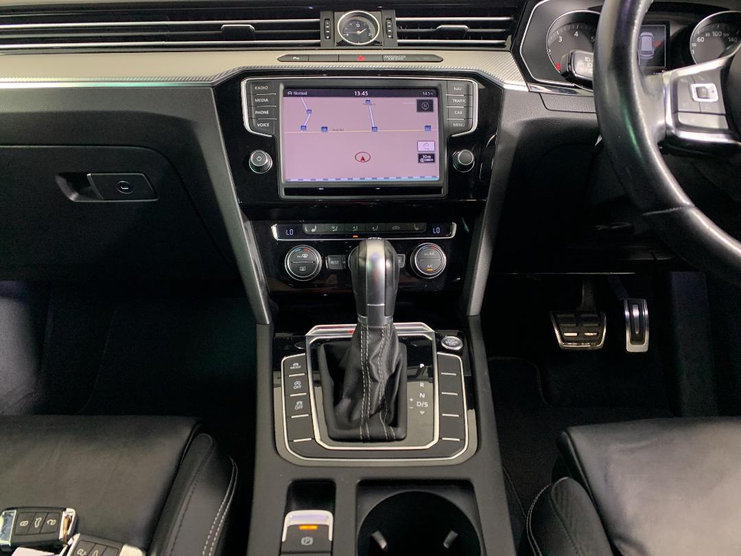 Photo '18' of Volkswagen Passat