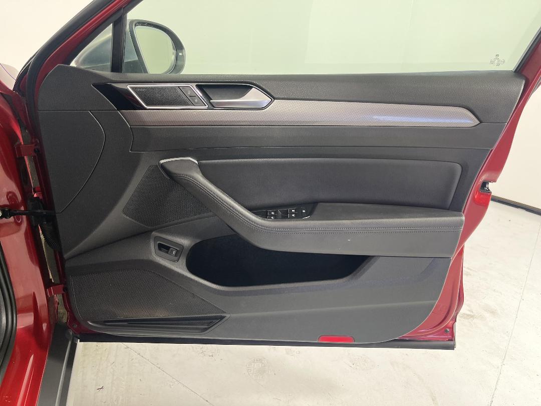 Photo '15' of Volkswagen Passat