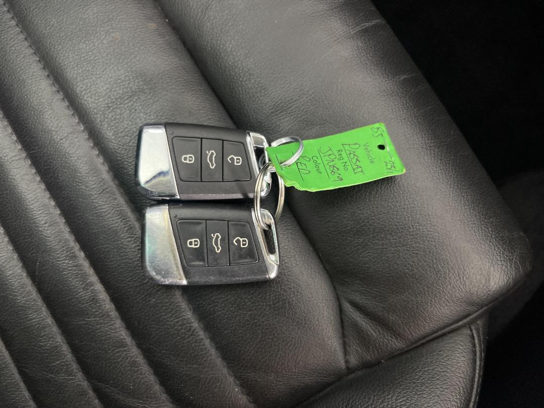 Photo '22' of Volkswagen Passat