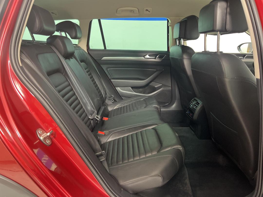 Photo '20' of Volkswagen Passat