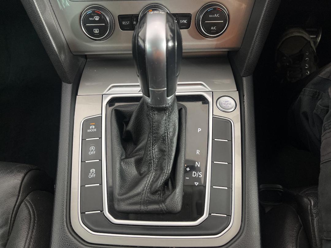 Photo '30' of Volkswagen Passat