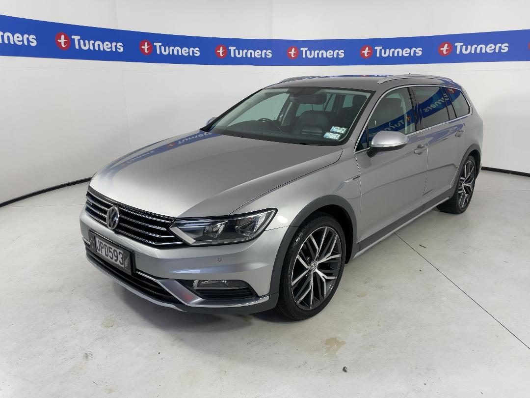 Photo '4' of Volkswagen Passat Photo '4' of Volkswagen Passat