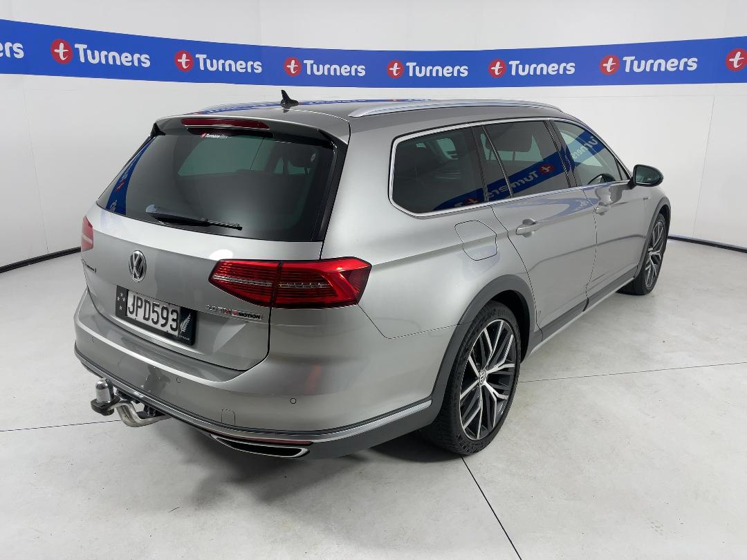 Photo '7' of Volkswagen Passat Photo '7' of Volkswagen Passat