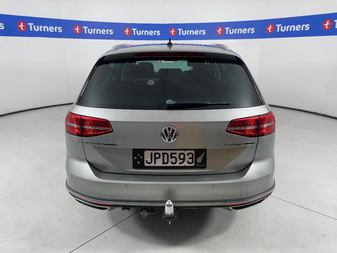 Photo '6' of Volkswagen Passat Photo '6' of Volkswagen Passat