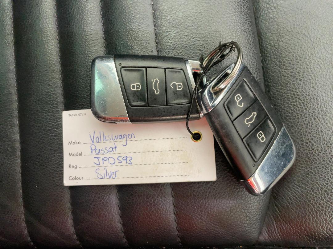 Photo '22' of Volkswagen Passat Photo '22' of Volkswagen Passat