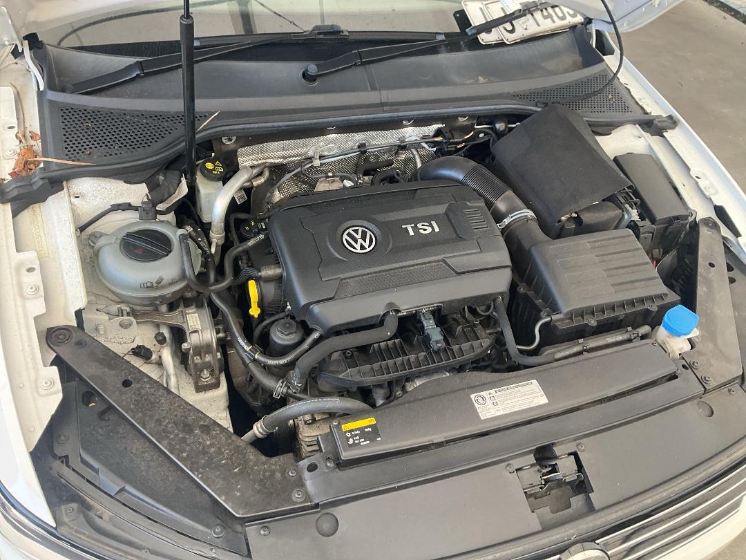 Photo '15' of Volkswagen Passat TSI 132KW CL