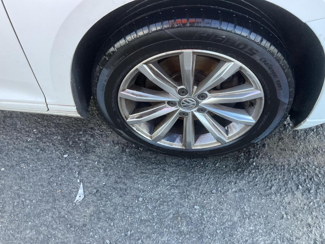 Photo '17' of Volkswagen Passat TSI 132KW CL