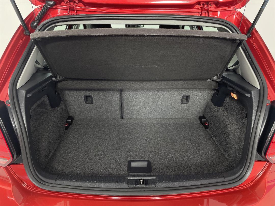 Photo '14' of Volkswagen Polo