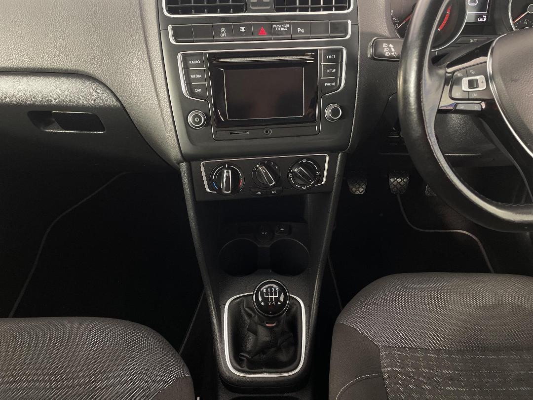 Photo '18' of Volkswagen Polo