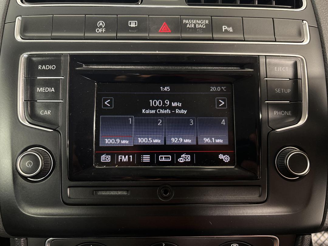 Photo '25' of Volkswagen Polo Photo '25' of Volkswagen Polo