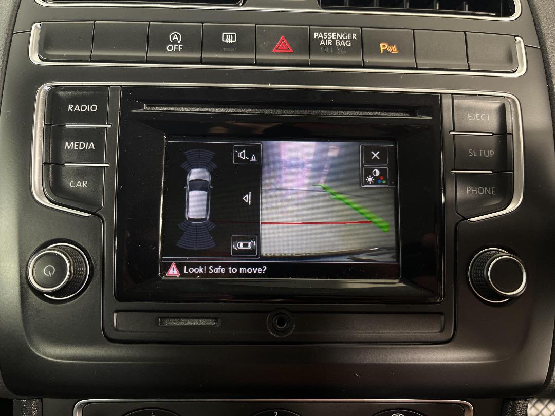 Photo '27' of Volkswagen Polo Photo '27' of Volkswagen Polo