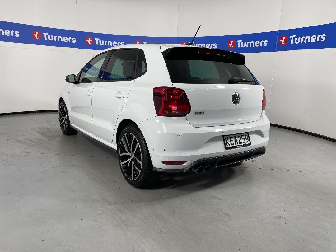 Photo '5' of Volkswagen Polo Photo '5' of Volkswagen Polo