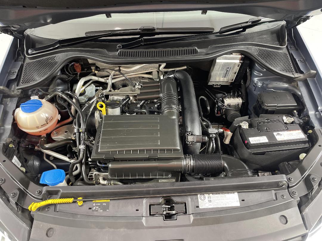 Photo '13' of Volkswagen Polo