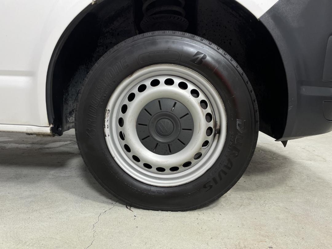 Photo '7' of Volkswagen T6 Transporter SWB Photo '7' of Volkswagen T6 Transporter SWB