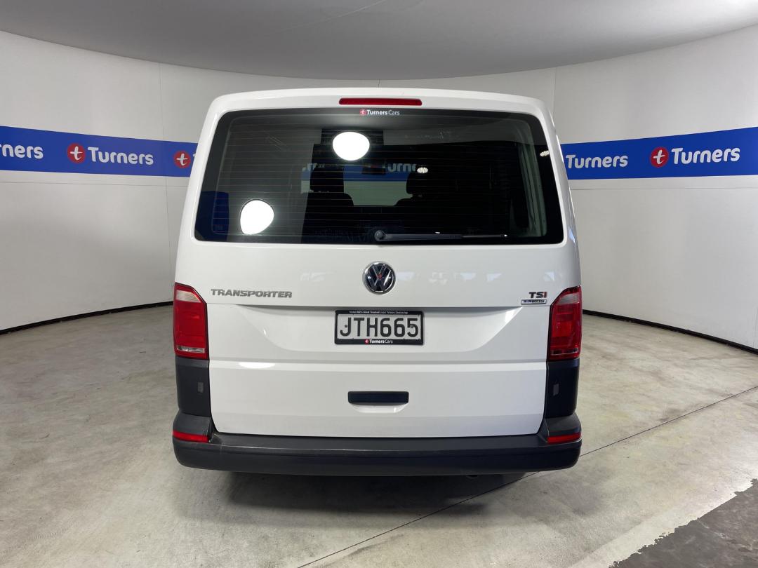 Photo '5' of Volkswagen T6 Transporter SWB Photo '5' of Volkswagen T6 Transporter SWB