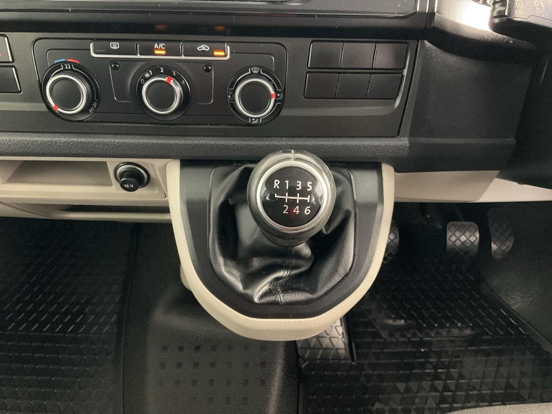 Photo '18' of Volkswagen T6 Photo '18' of Volkswagen T6