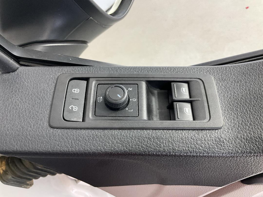 Photo '30' of Volkswagen T6 Photo '30' of Volkswagen T6