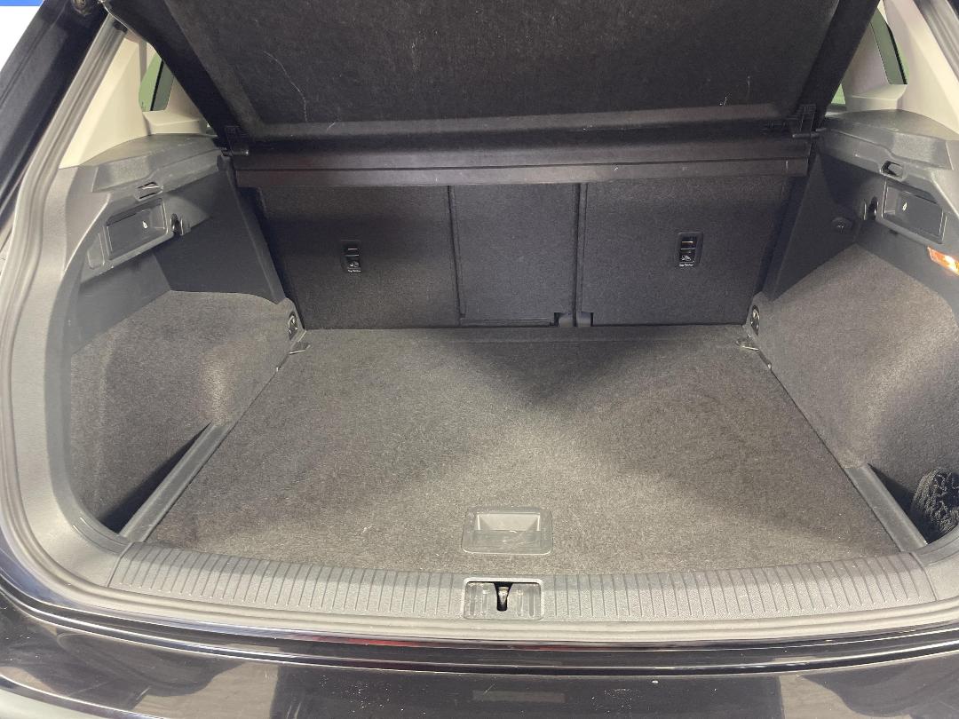 Photo '14' of Volkswagen Tiguan Photo '14' of Volkswagen Tiguan