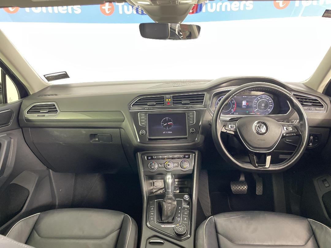 Photo '17' of Volkswagen Tiguan Photo '17' of Volkswagen Tiguan