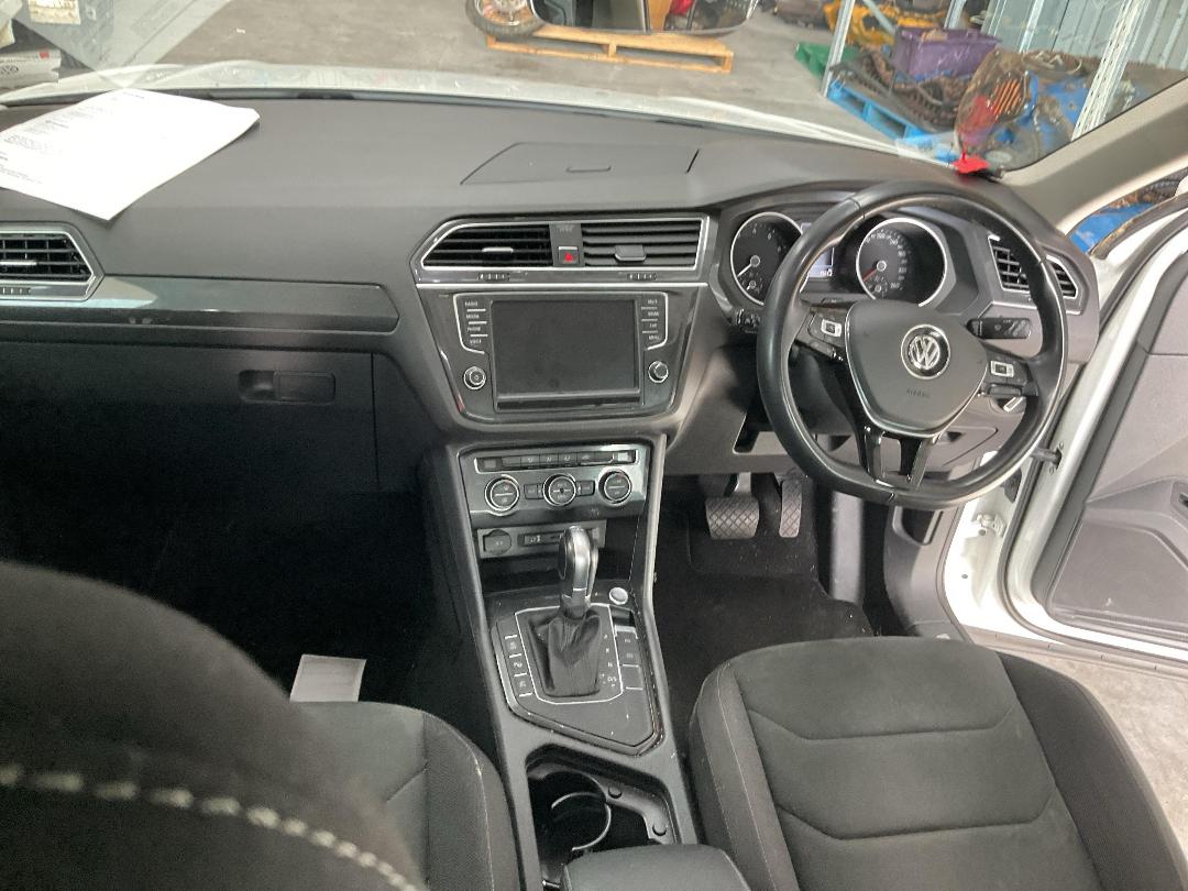 Photo '13' of Volkswagen Tiguan TSI Highline 2WD Photo '13' of Volkswagen Tiguan TSI Highline 2WD