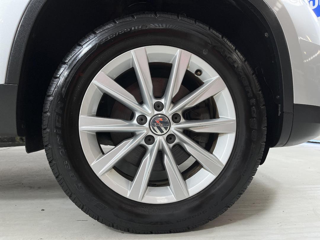 Photo '9' of Volkswagen Tiguan Photo '9' of Volkswagen Tiguan