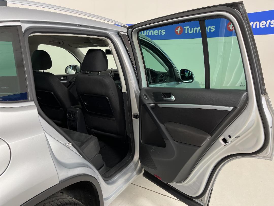 Photo '19' of Volkswagen Tiguan Photo '19' of Volkswagen Tiguan