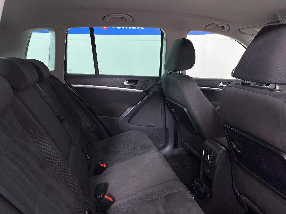 Photo '20' of Volkswagen Tiguan Photo '20' of Volkswagen Tiguan