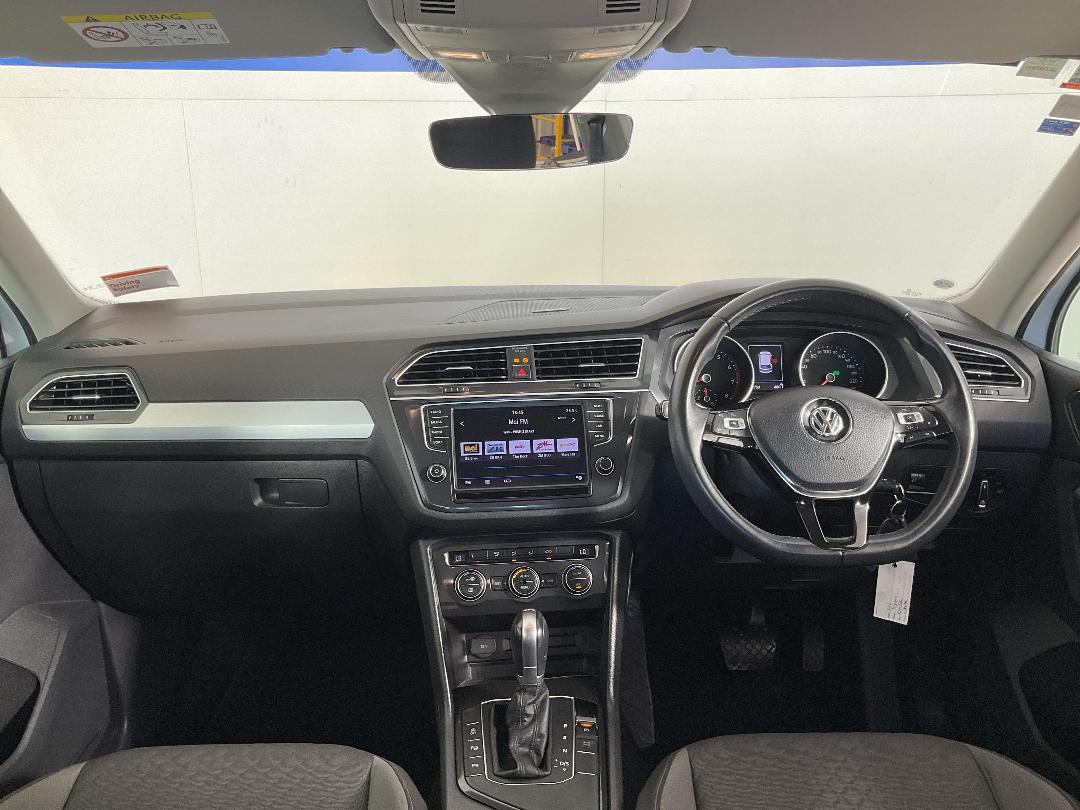 Photo '17' of Volkswagen Tiguan