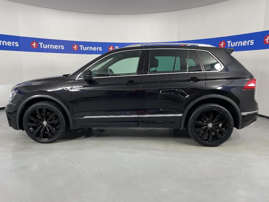 Photo '24' of Volkswagen Tiguan