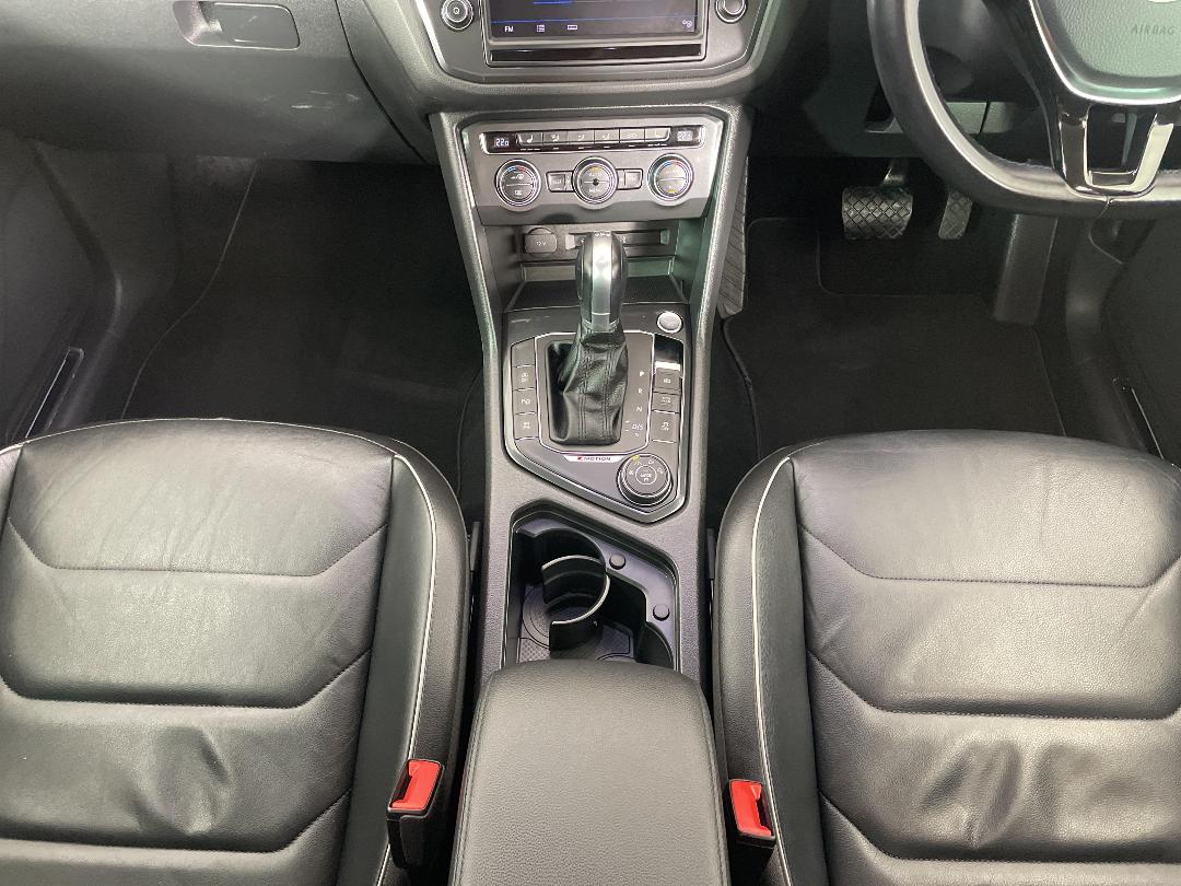 Photo '18' of Volkswagen Tiguan