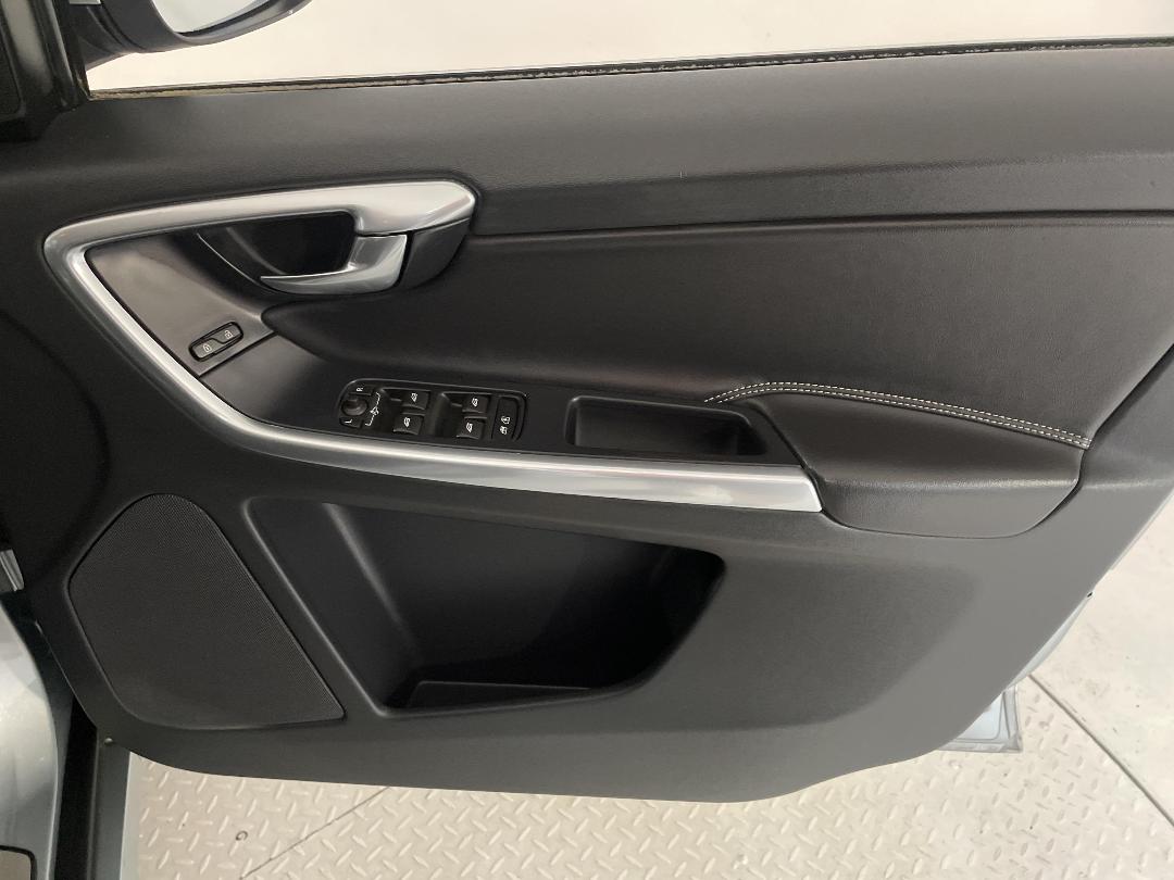 Photo '15' of Volvo XC60 Photo '15' of Volvo XC60