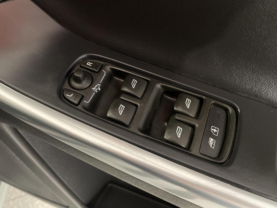 Photo '24' of Volvo XC60 Photo '24' of Volvo XC60