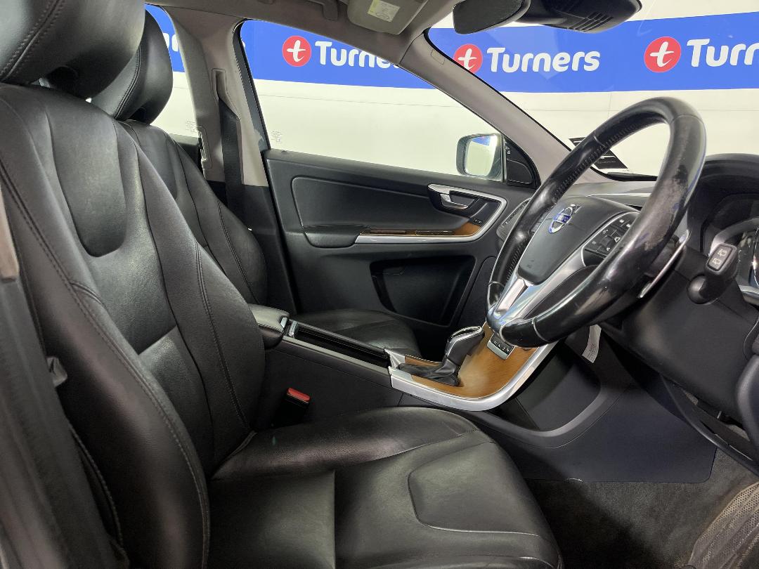 Photo '16' of Volvo XC60 Photo '16' of Volvo XC60