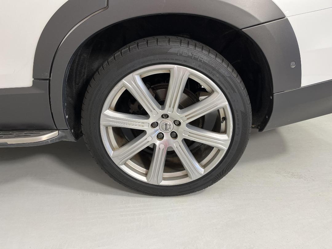 Photo '11' of Volvo XC90