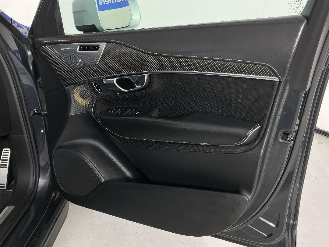 Photo '15' of Volvo XC90 Photo '15' of Volvo XC90