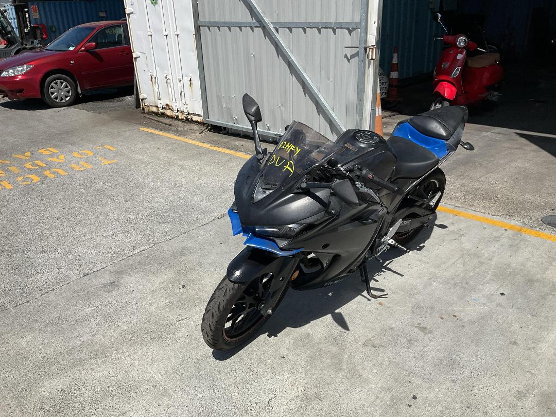 Photo '4' of Yamaha YZF R3AG