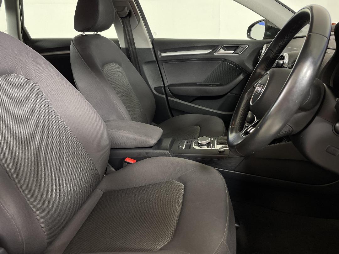 Photo '16' of Audi A3 Photo '16' of Audi A3