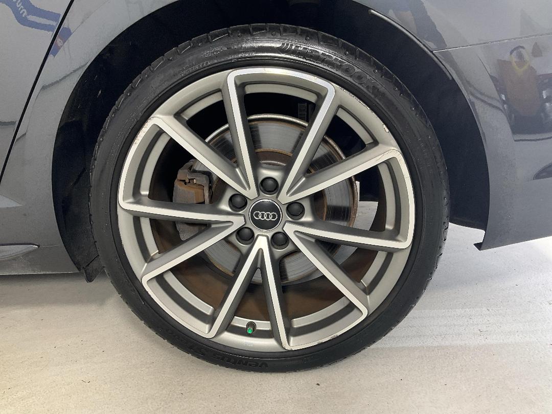 Photo '11' of Audi A4