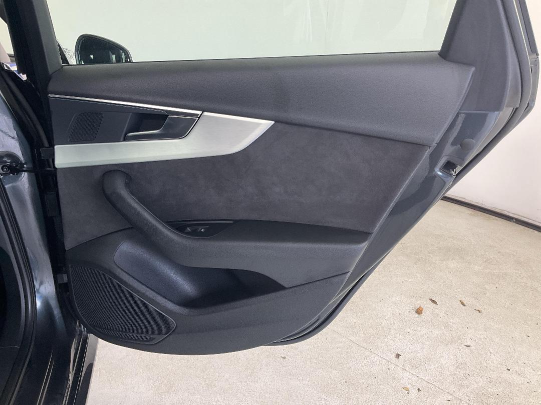 Photo '19' of Audi A4