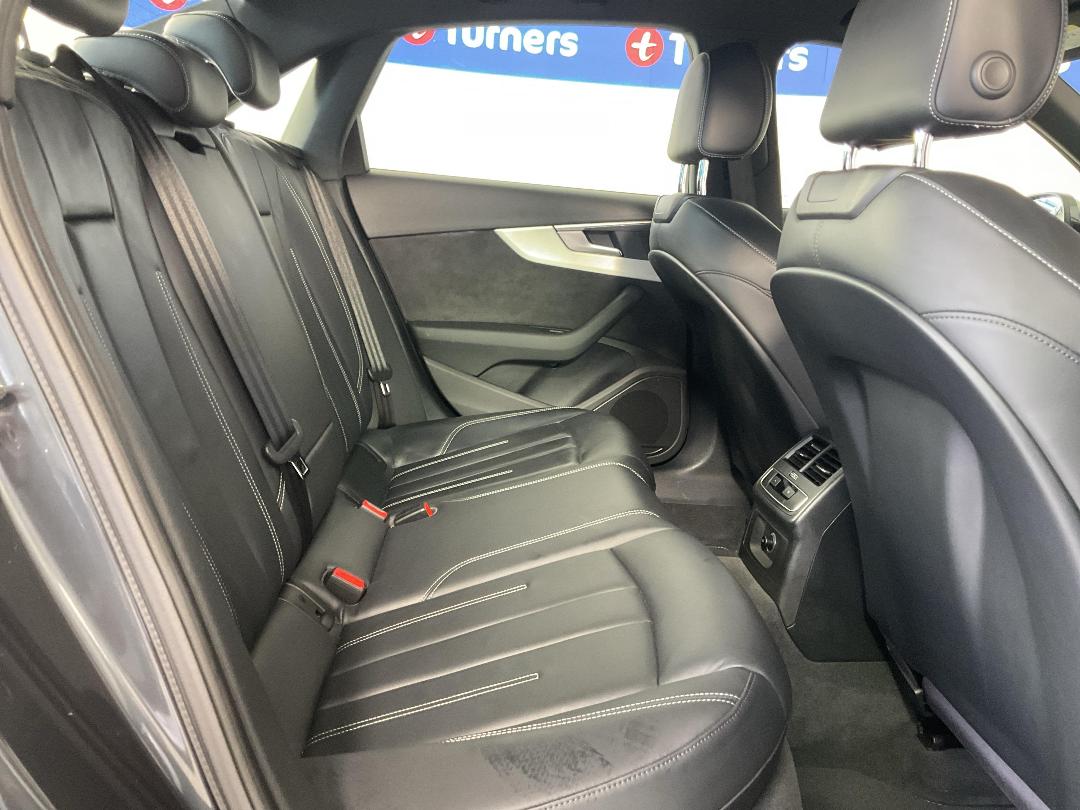 Photo '20' of Audi A4