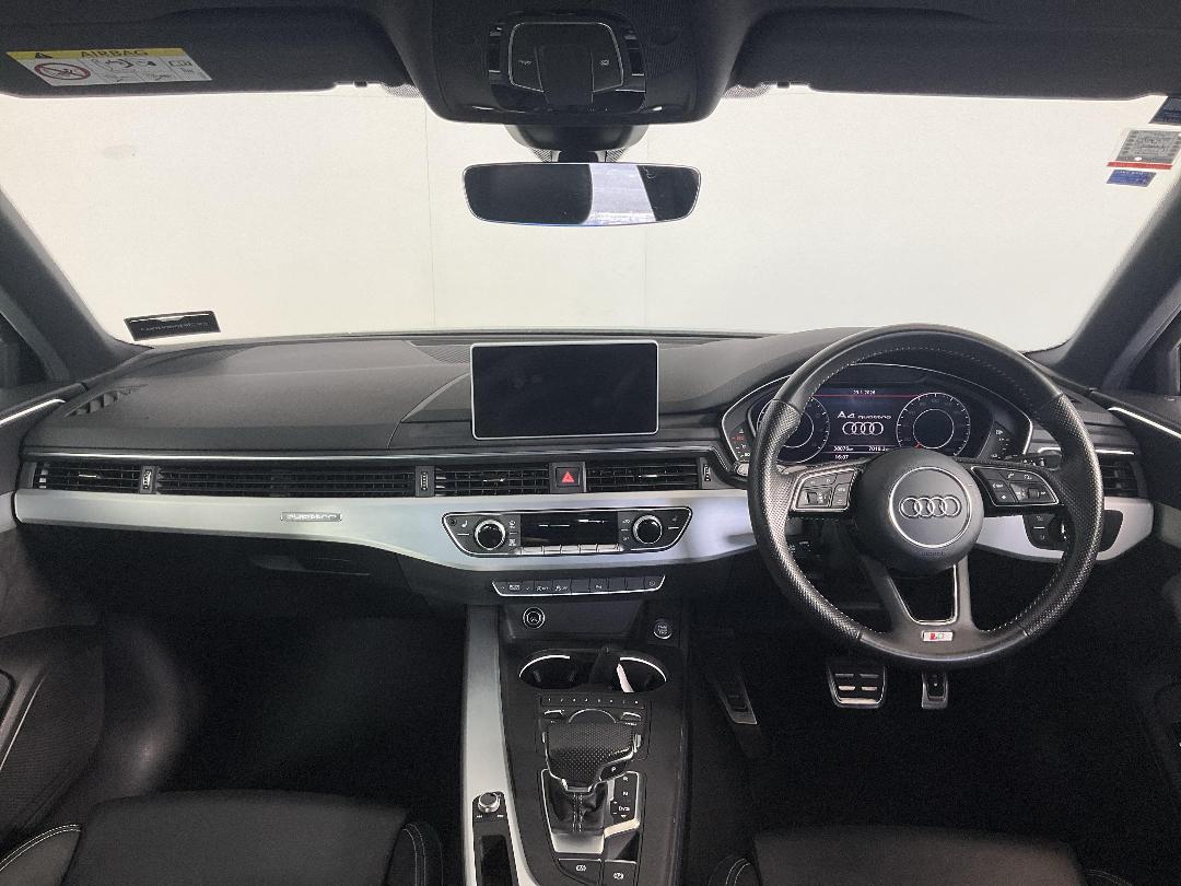 Photo '17' of Audi A4