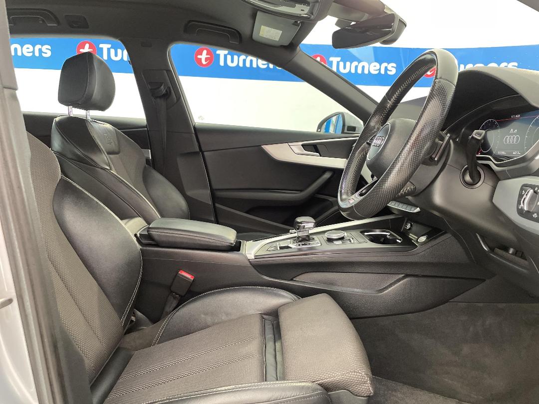 Photo '16' of Audi A4