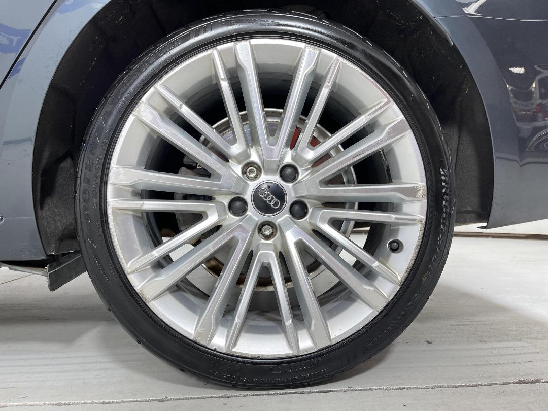 Photo '11' of Audi A4