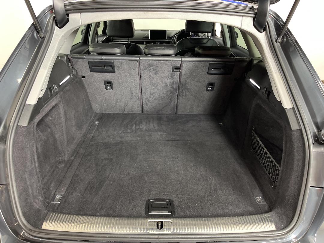 Photo '14' of Audi A4