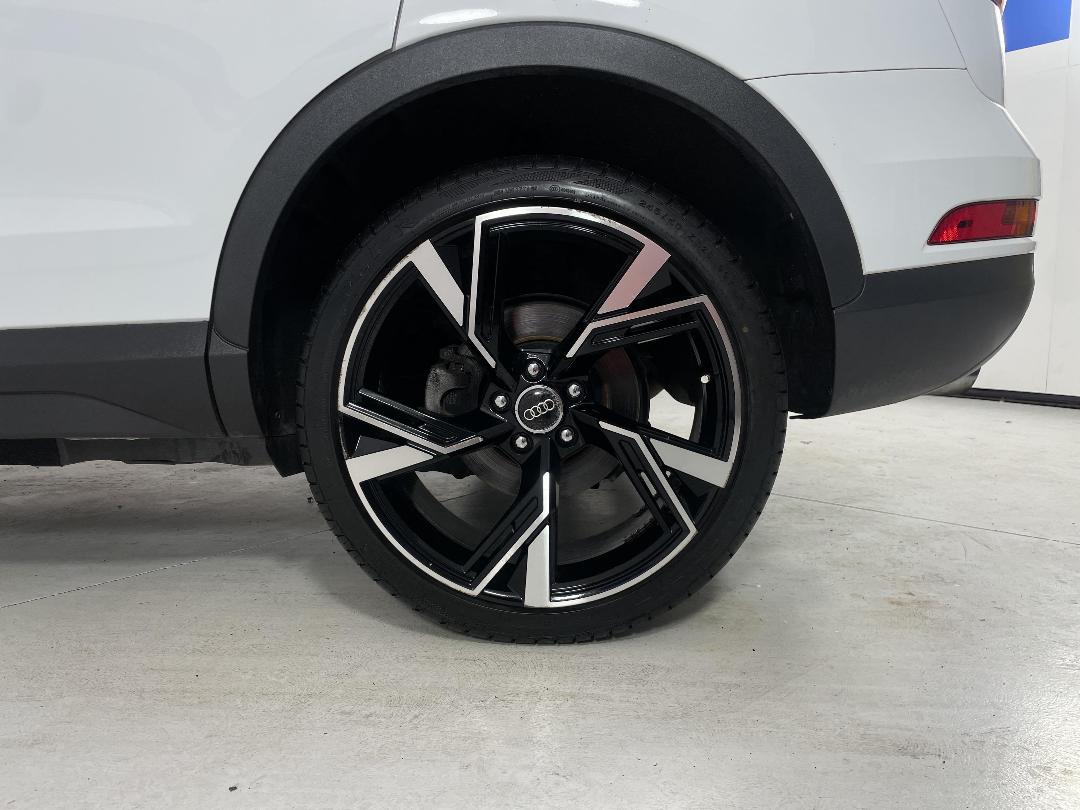 Photo '11' of Audi Q3