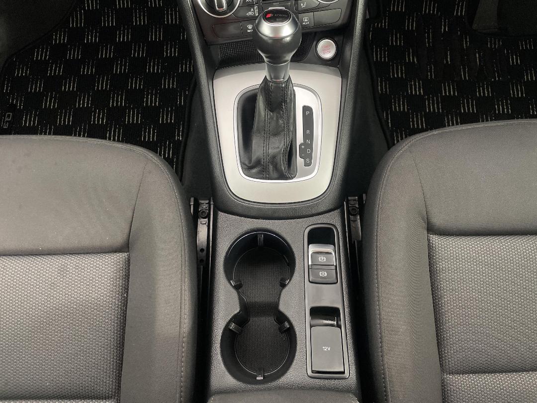 Photo '18' of Audi Q3