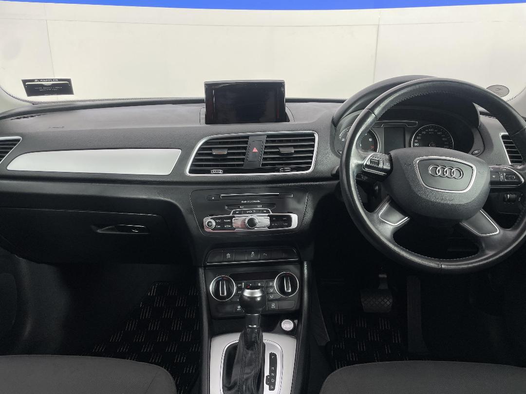 Photo '17' of Audi Q3