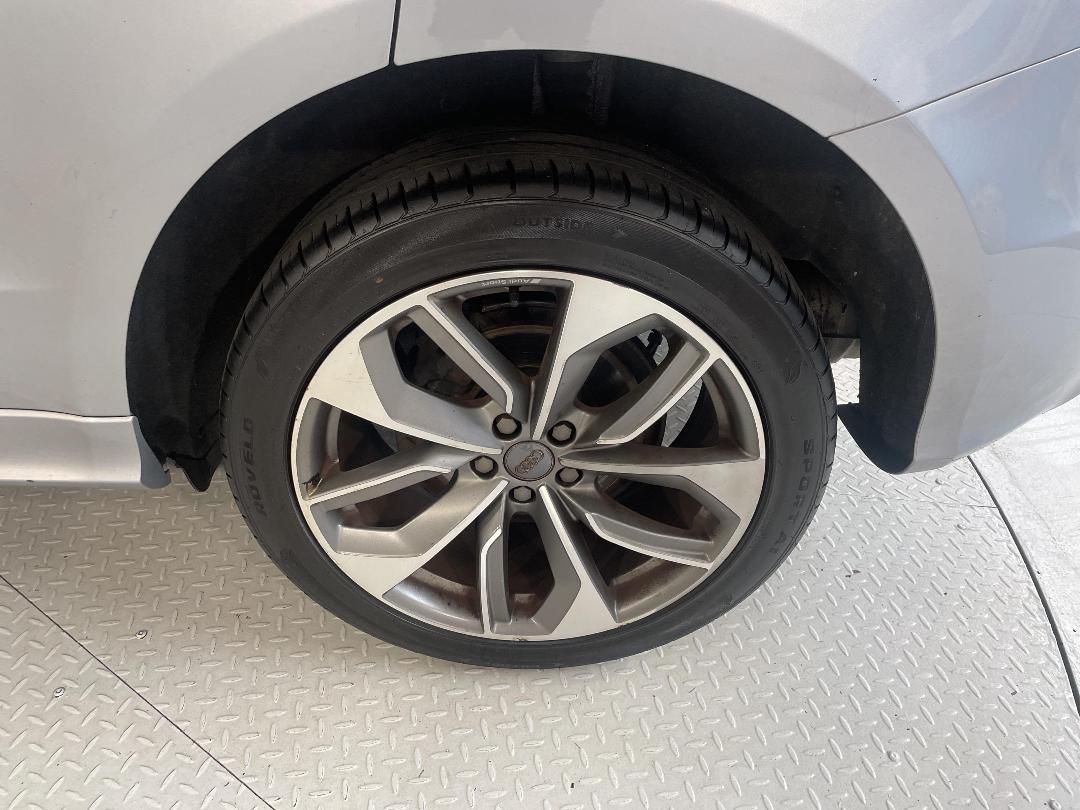 Photo '11' of Audi Q5