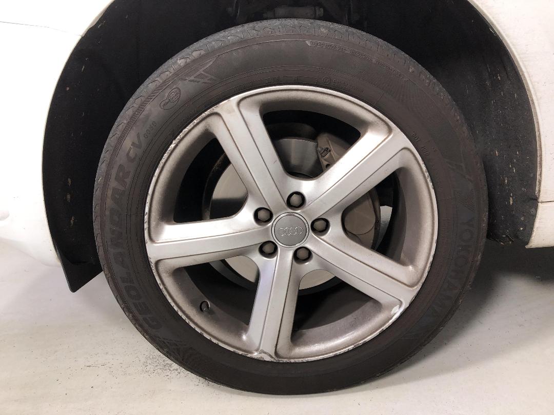 Photo '10' of Audi Q5 Photo '10' of Audi Q5