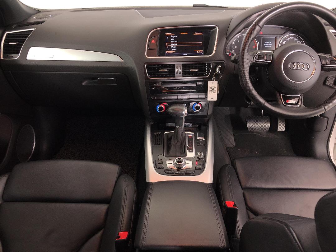 Photo '17' of Audi Q5 Photo '17' of Audi Q5